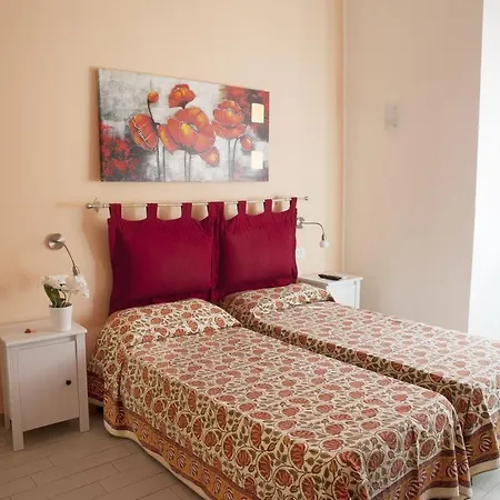 Merulana Bed & Breakfast 4*